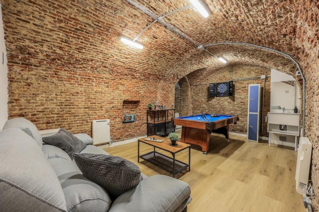 Apartamento Unique Flat La Latina * Billiard & Darts Madrid Exterior foto